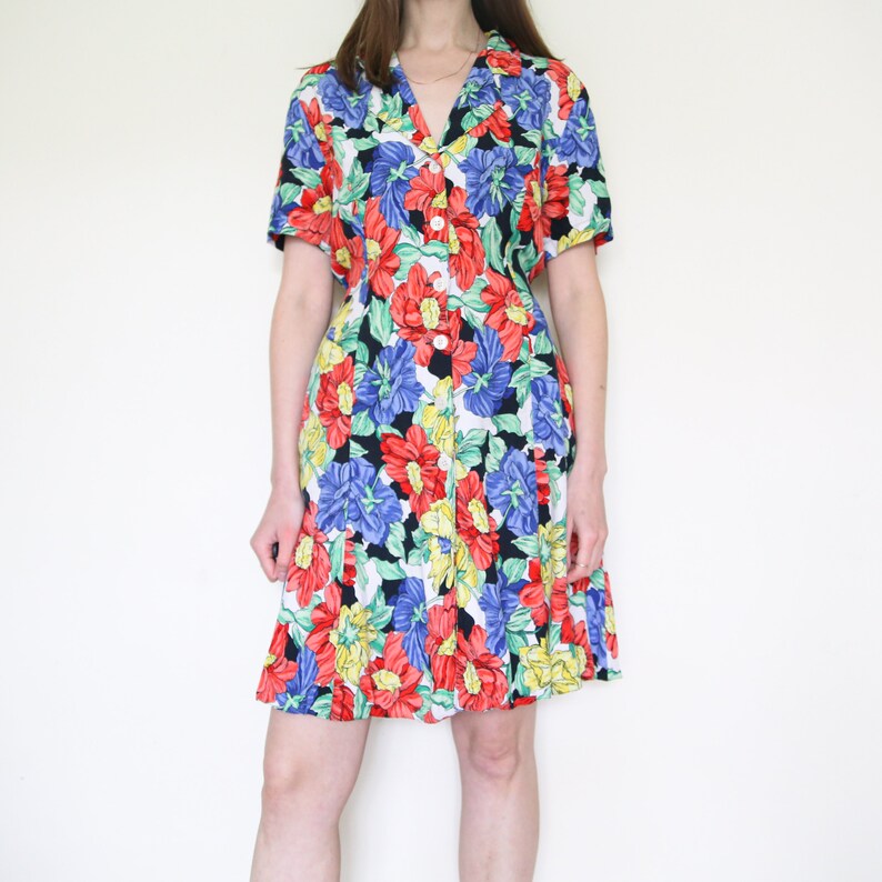 90's colourful floral summer dress, tie back flared dress, M-L image 4