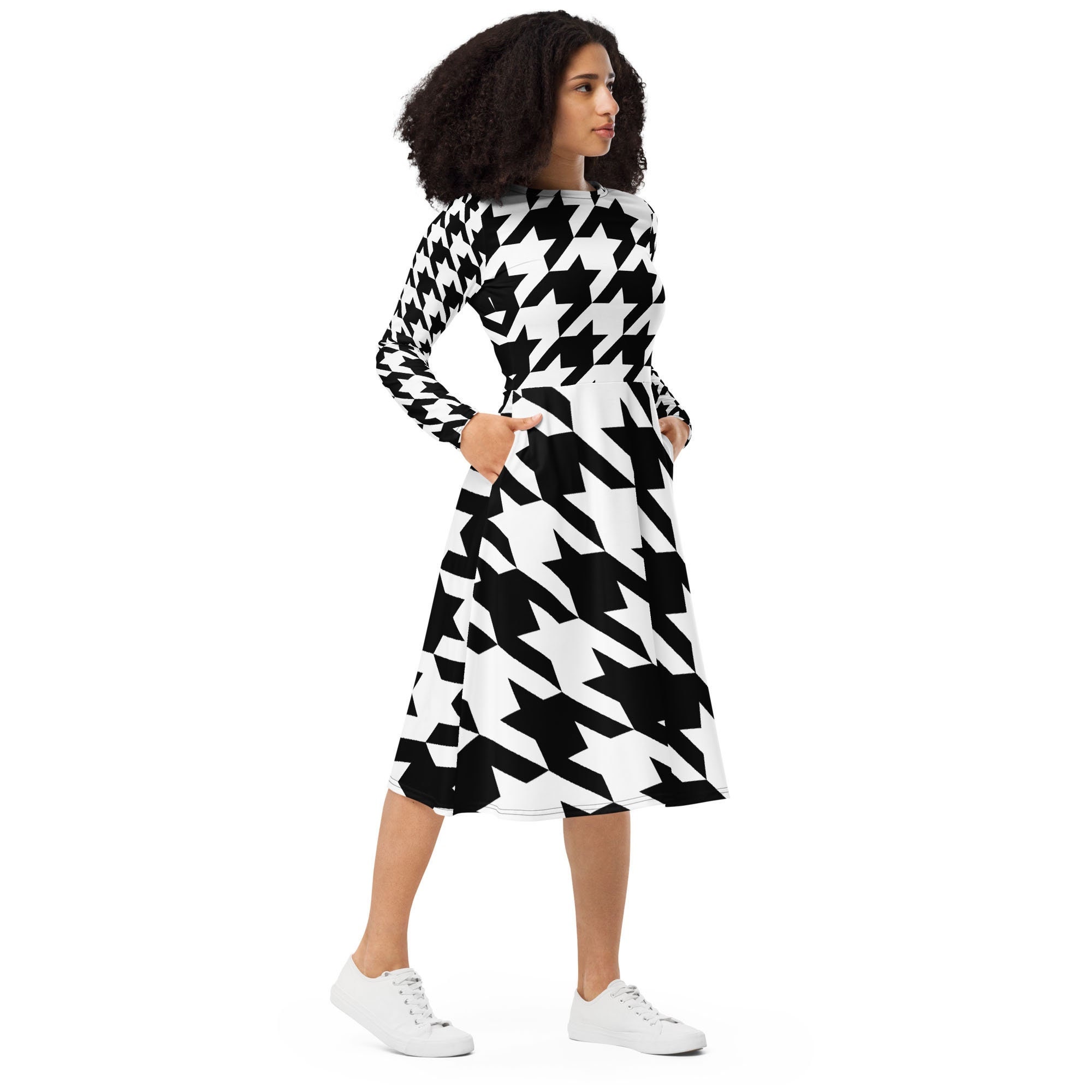 Houndstooth Dress. Long Sleeve, Midi Length with Pockets.