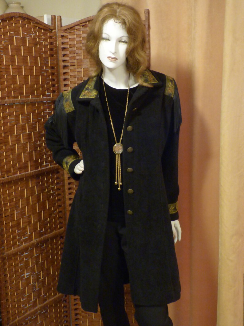 Canada Fringe shoulder epaulets Black Fleece Princess coat Size M Cheyenne collection County Clothing Co