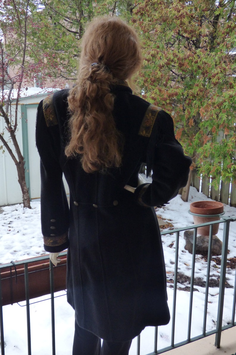 Canada Fringe shoulder epaulets Black Fleece Princess coat Size M Cheyenne collection County Clothing Co