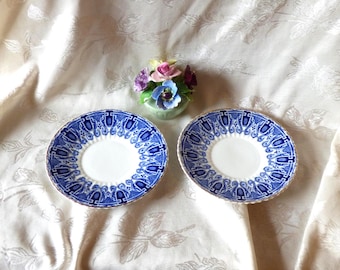 Pair Aesthetic Movement flow blue transferware plates - England - Geometric pinecone design