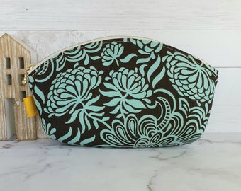 Makeup Pouch, Cosmetic Organizer, Toiletry Bag, Gift for Her, Birthday Gift, Mothers Day Gift, Bridesmaids Gift, Elegant Floral Print, Blue