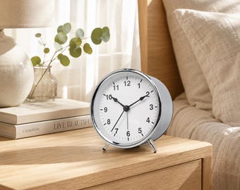 3.8 Inch Retro Metal Quartz Alarm Clock with Luminous Dial for Bedside Desk