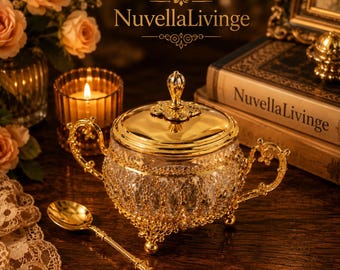 Zuccheriera in cristallo dorato con coperchio, vaso decorativo vintage finemente lavorato.