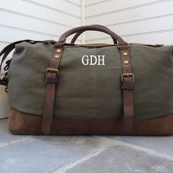 Weekender Bag For Men, Personalized Senior Gifts, High School Graduation Gifts For Him, Weekend Duffle Bag Men, Team Gifts, College