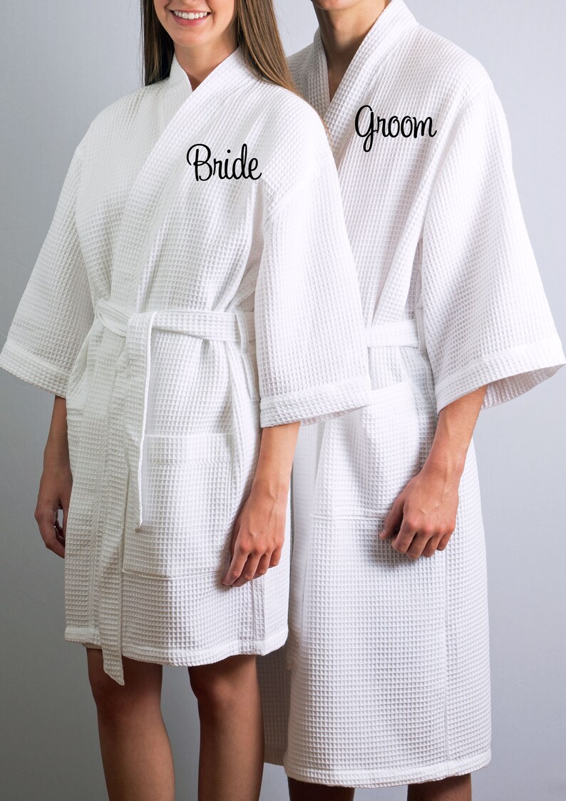 Personalized Robes for Couples Set of 2 Mr and Mrs Gifts Etsy