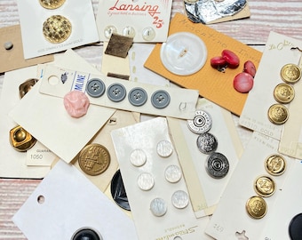 Lot of Vintage Button Cards, Assorted Colors and Styles, Estate Sale Button Collection, Collectible, Retro Sewing Notions, Haberdashery