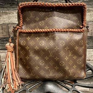 Louis Vuitton Camera Mini Pm Small Lv Shoulder Travel Brown Monogram Canvas  Cross Body Bag