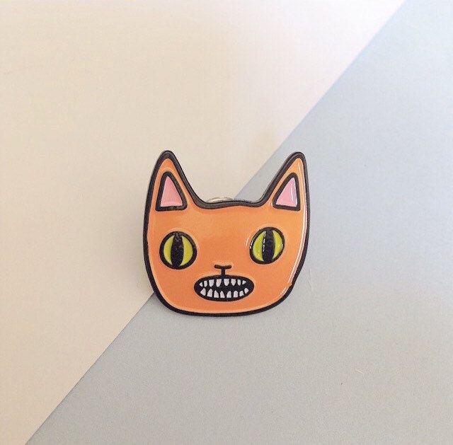 Cat face enamel lapel pin