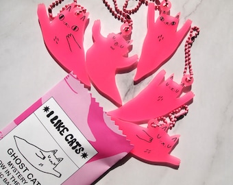 Llavero sorpresa para bolsa, fantasmas de acrílico rosa que brillan en la oscuridad de Halloween, bolsa sorpresa, bolsa sorpresa, fantasmas, Halloween, llavero, adorno para bolsa