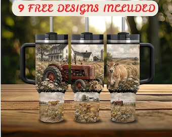 Op de afbeelding: Drie roestvrijstalen bekers met handvatten en rietjes, voorzien van een boerderijtafereel met een rode tractor, een boerderij en koeien in een veld met madeliefjes. De tekst 9 FREE DESIGNS INCLUDED staat bovenaan in rode letters.