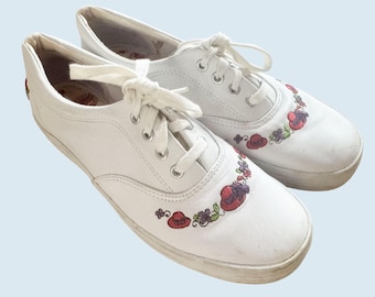 Vintage GRASSHOPPERS by Keds Red Hat Society White Leather Lace Up Sneakers Sz 7.5