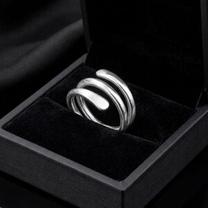 Spiraalvormige ring van 925 sterling zilver | Verstelbare open ring | Moderne zilveren band | Stapelbare statement ring | Handgemaakte ring, cadeau voor moeder