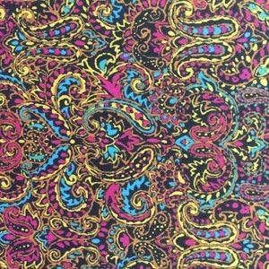 Multicolored paisley by Fabri-Quilt