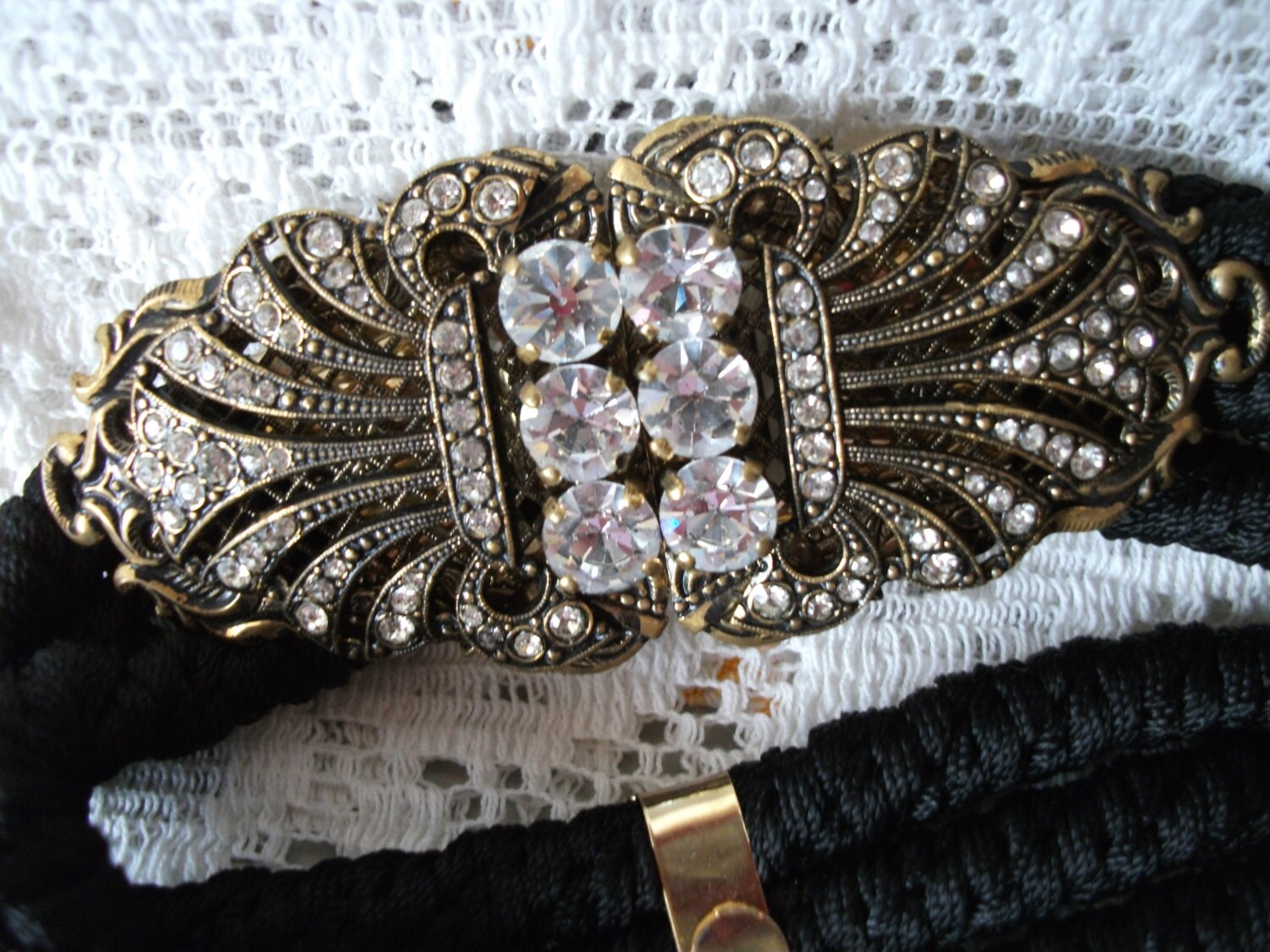 GUTOS Belt Ladies Black Rhinestones Filigree Antiqued Gold  display picture 1