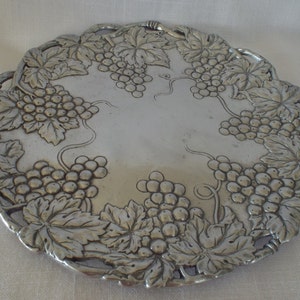 Arthur Court Platter Grape Collection Design Food Safe Aluminum Large Round Appetizer Serving Platter