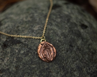 COPPER FLOWER VUVLA necklace, yoni necklace, vuvla necklace, copper casting, vulva jewelry, yoni pendant, feminism, 8M, female power jewelry