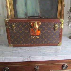 LOUIS VUITTON Boite Falcons Train Case