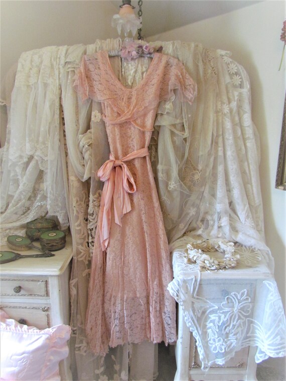 1932 Pink Lace Wedding Dress Ensemble, Pink Tulle… - image 4