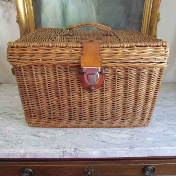 Wicker Picnic Basket Shop Online Etsy