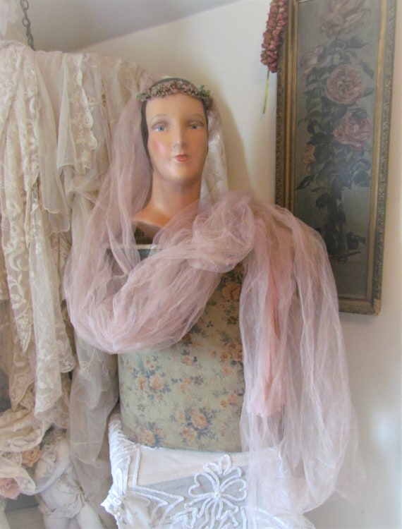 1932 Pink Lace Wedding Dress Ensemble, Pink Tulle… - image 2