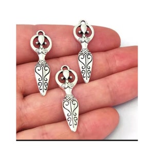 Goddess Pendants Fertility Goddess Charms Antique Silver Venus Pendants Goddess Jewelry Supplies 31x10mm