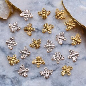 Absolutely Adorable Honey Bee Charms Little Bees Bracelet Earring Honey Jar Embellishments Bee Jewelry Supplies Silver or Antique Gold 13mm zdjęcie 5