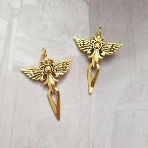 2 Winged Goddess Pendants Antique Gold Goddess Pendant Sword Warrior Amulet Jewelry Supplies 47x35mm