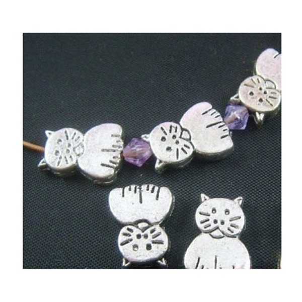 12 Little Cat Spacer Beads, Kitten Beads, Pet Beads for Thread or Wire Beading Jewelry Supplies 11.5 x 8,5 mm