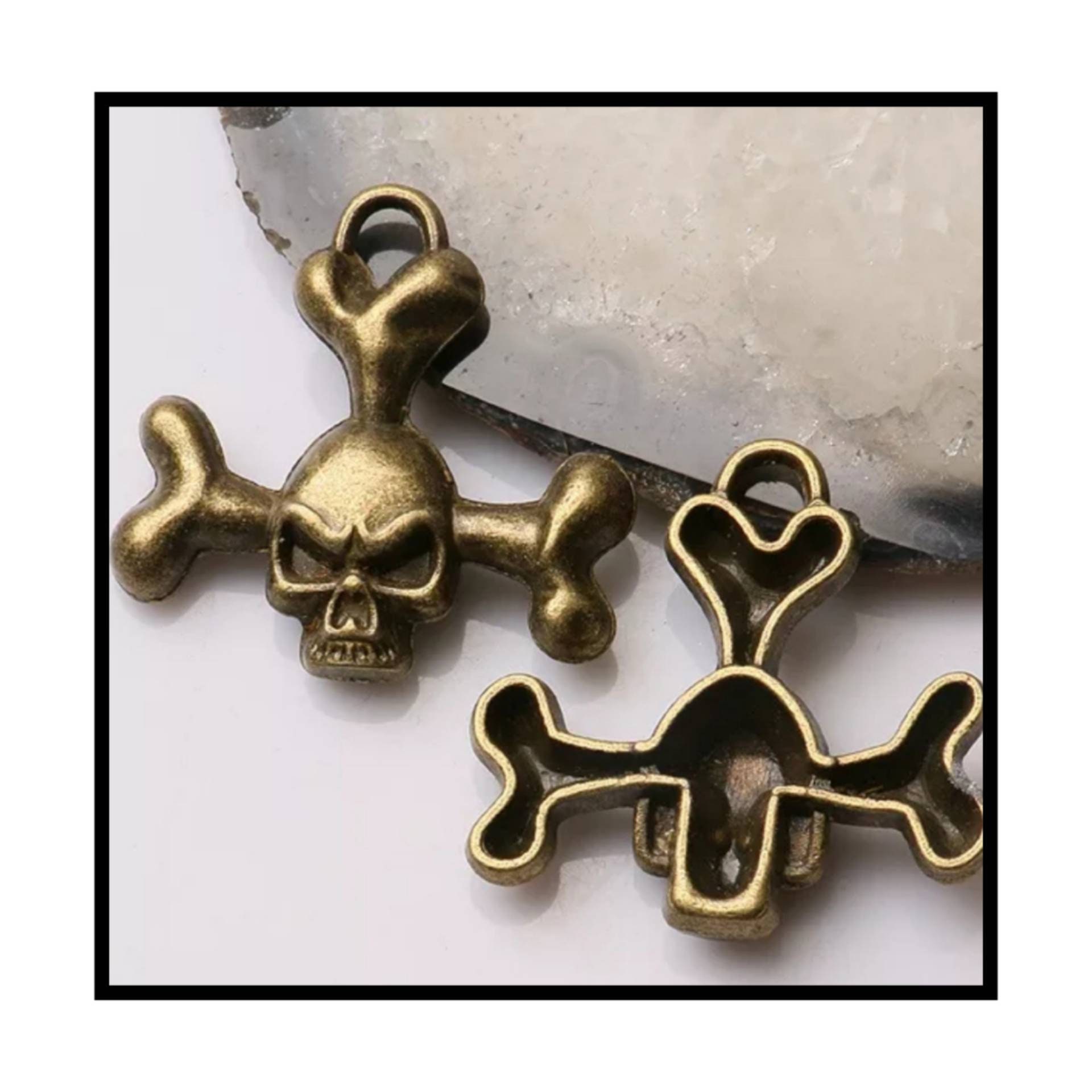 6 Bronze Skull and Crossbones Charms Dark Bronze Skull Charms Bronze Halloween Charms Skull Jewelry Supplies 20mm