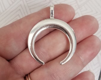 2 Crescent Horn Pendants Silver Crescent Moon Pendants Boho Pendsnts Large Horn Charms Focal Piece Jewelry Supplies 40x33mm or 35x28mm