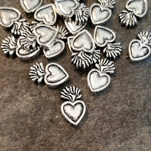 10 Sacred Heart Beads Antique Silver Sacred Heart Charms Rosary Parts Milagros Beads Religious Jewelry Supplies 15.5x9.5mm May be Lighter