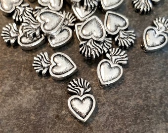 10 Sacred Heart Beads Antique Silver Sacred Heart Charms Rosary Parts Milagros Beads Religious Jewelry Supplies 15.5x9.5mm