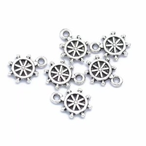 Tiny Ship&#39;s Wheel Charms Helm Mini Nautical Sailing Beach Cruise Charm Jewelry Supplies 12x10mm Note Measurements