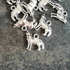 Howling Wolf Charms Shiny Silver Coyote Charms Wild Animal Double Sided Wolves Jewelry Supplies 13x16mm