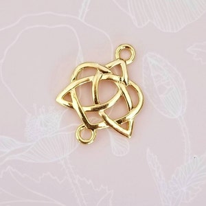 6 Gold Celtic Knot Heart Connectors Trinity Knot Charms Gold Triquetra Connectors St. Patrick&#39;s Day Bracelet Jewelry Supplies 25x20mm