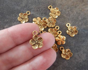 12 Small Antique Gold Flower Blossom Charms Sweet Little Flowers Contrast Varies Floral Jewelry Findings Supplies 11x15mm