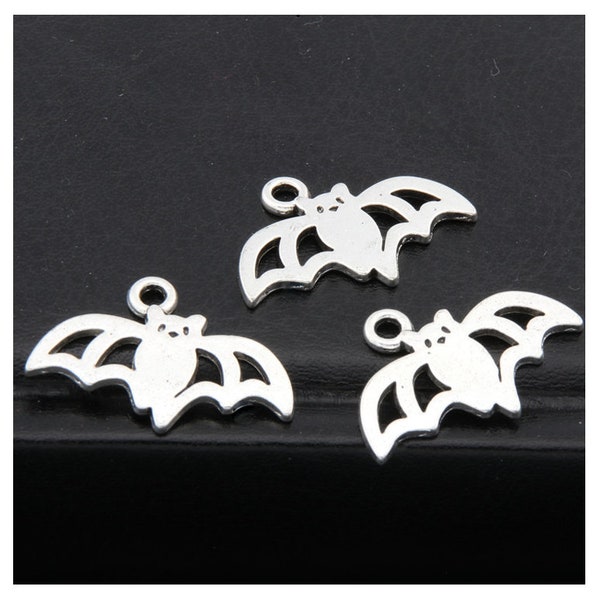 8 Bat Charms, Halloween Charms, Bat Jewelry, Super Cool Bats for Bracelets Earrings, Halloween Jewelry Findings Supplies 24mm