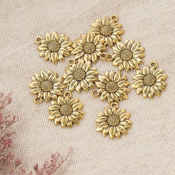 Gorgeous Sunflower Charms Antique Gold Sunflower Pendants Spring Summer Flower Charms Jewelry Supplies 21x19mm