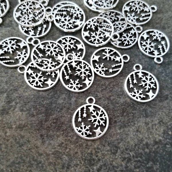 Christmas Charms Snowflake Charms Circle Charms with Snowflakes and Icicles Winter Charms Christmas Jewelry Supplies 20x16mm