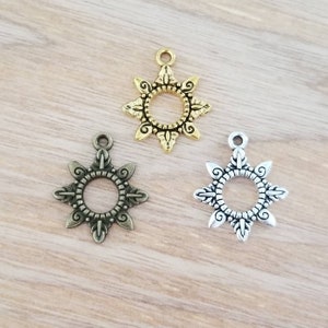 Beautiful Radiant Sun Charms Sun Frames Silver Bronze Antique Gold Celestial Charms Star Charms Jewelry Supplies 22x19mm