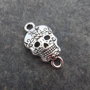 Polished Cross Charm Small Pendant 23x12mm Sterling Silver Polished Cross Charm Small Pendant 23x12mm Sterling Silver
