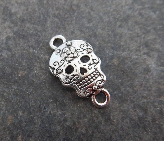Polished Cross Charm Small Pendant 23x12mm Sterling Silver Polished Cross Charm Small Pendant 23x12mm Sterling Silver