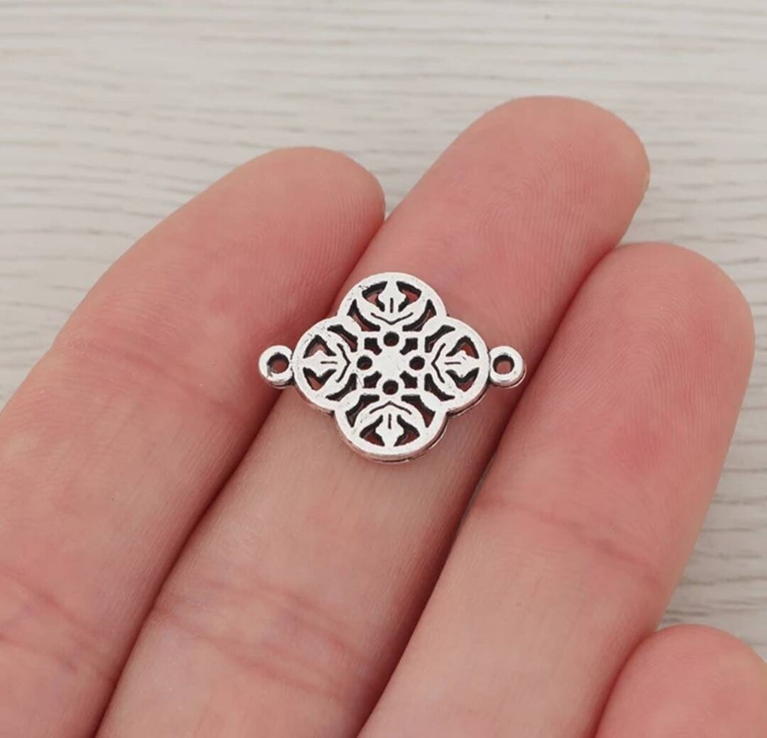 6 Lovely Small Bracelet Connectors Filigree Floral Connectors Bracelet