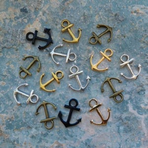 12 - 50 Assorted Color Small Anchor Bracelet Connector Charms Random Color Assortment Nautical Jewelry Supplies 15x18mm Bild 1