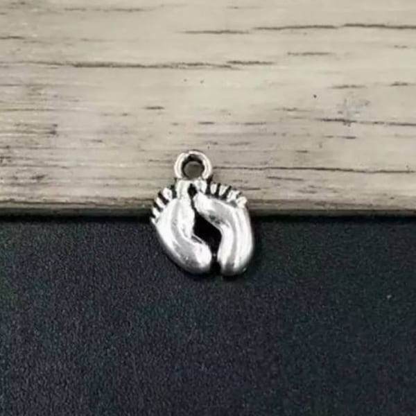 Tiny Barefoot Charms Foot Charms Baby Feet Charms Mini Beach Charms Jewelry Supplies 13.5x10mm