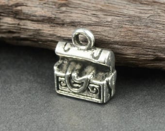 6 Mini Treasure Chest Charms Tiny Pirate Charms Pirate Buried Treasure Nautical Ocean Sea Beach Jewelry Supplies 10x11.5mm NOTE SIZE