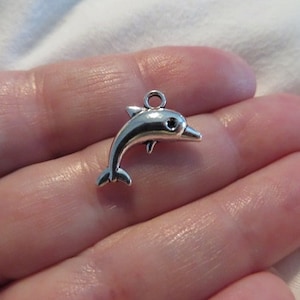Dolphin Charms 3-D Dolphins Beach Ocean Sea Life Cruise Jewelry Supplies About 18x15 mm