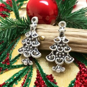 10 Christmas Tree Charms Antique Silver Vintage Look Christmas Charm Winter Holiday Jewelry Supplies 22x12mm image 2