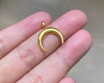 Beautiful Antique Gold Crescent Horn Charms Antique Gold Crescent Moon Charms Bohemian Charms Boho Jewelry Supplies 21x17mm